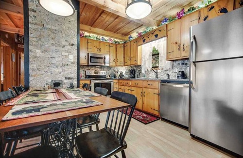 Franklin House | Black Bear cabin fox Mountain