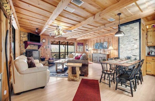 Franklin House | Black Bear cabin fox Mountain