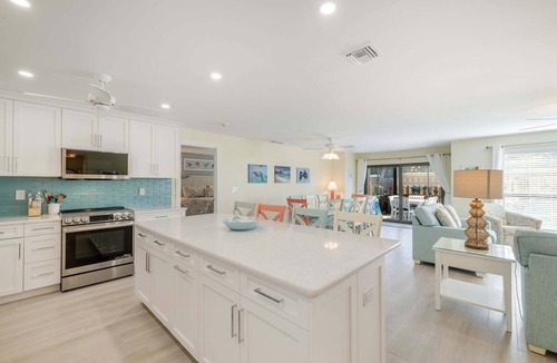 Sanibel Condo | Blind Pass Condos at Bowman's Beach E106 on beautiful Sanibel Island