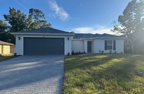 Port Charlotte House | Blue Mantle Charlotte Hideaway