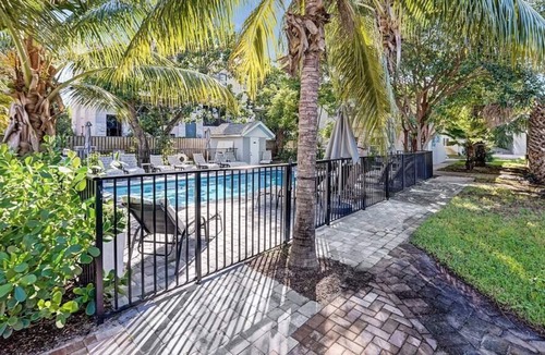 Victoria Park Apartment | ◎Blue Ocean collection◎Trendy Vic Park 1BR 20|7
