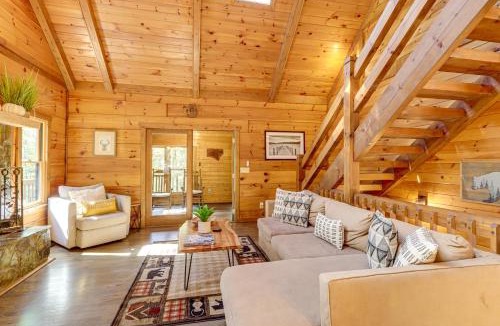 Cherry Log House | Blue Ridge Cabin w/Hot Tub, Fire Pit, & Game Room