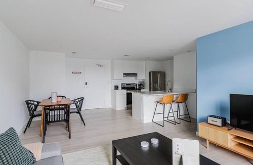 Little Ranches Apartment | Blueground | Hollywood, pool & w/d, nr beach