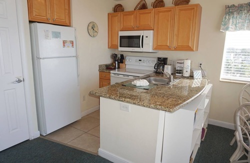 St. Petersburg Condo | 🌅 Boca Ciega Resort – Unit 420: Paradise on the Bay