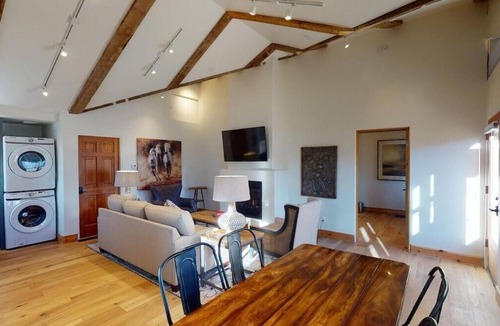 Downtown Santa Fe House | Bosque Casita | Historic 1 Bedroom in Downtown Santa Fe