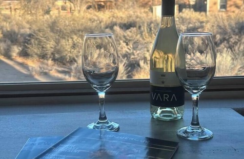 Corrales House | Boutique Retreat: Hike & Bike Minutes from City