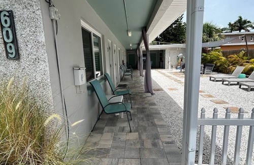 Bay Esplanade Apartment | Boutique Stay on Clearwater Beach 1BR Suite w/full Kit Unit 2