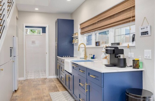 Downtown Dunedin House | Boutique Tiny House Escape with Pool | Sunny