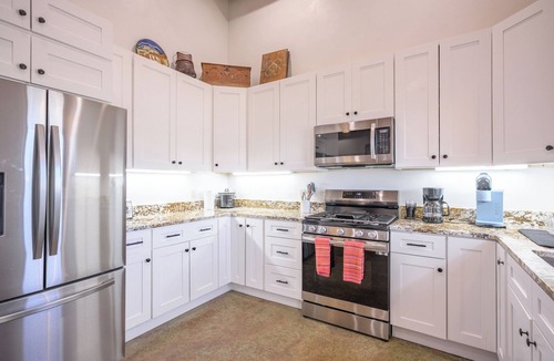 El Prado House | Brand New home with spectacular mountain views