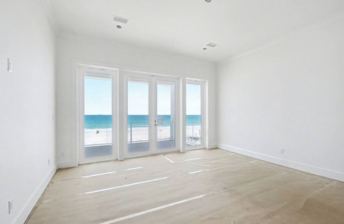 Villa Segunda House | Brand New, Luxury Beachfront Vacation Home in Pensacola Beach!