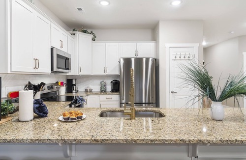 Branson Condo | Branson Landing Min Away, Incredible Taneycomo Lakefront, Free Sdc Tickets