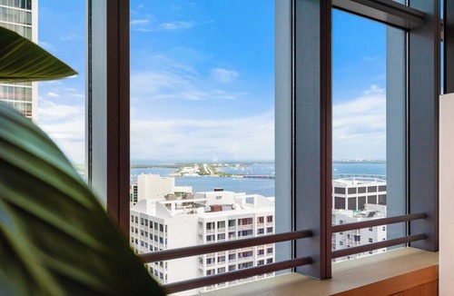 Brickell Apartment | Brickell Sea View 2BR Free Parking by Palermo Home