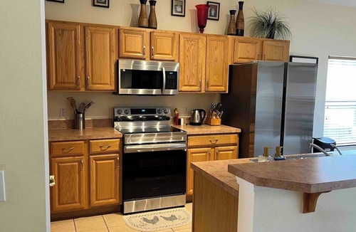 Highgate Park House | Bright 4BR Home w/Pool, 20 min from Disney World