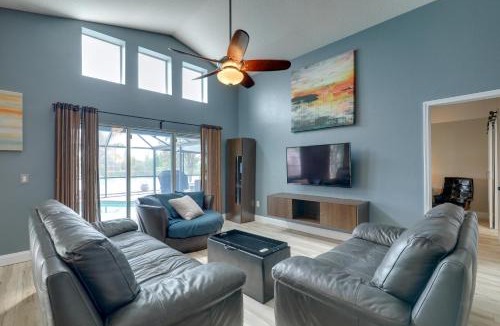 Lakeview Village House | Bright Getaway w/Ski Lake, 11 Miles to Dtwn Tampa