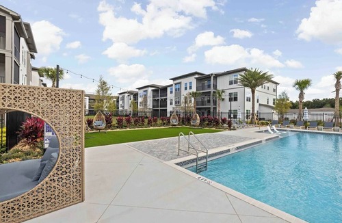 St. Augustine Apartment | Bright Modern King Bed Pool Historic St Augustine