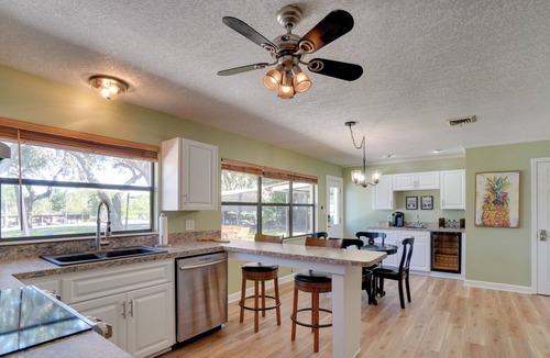 Tavares House | Bright & Spacious Tavares Home w/ Boat Dock!