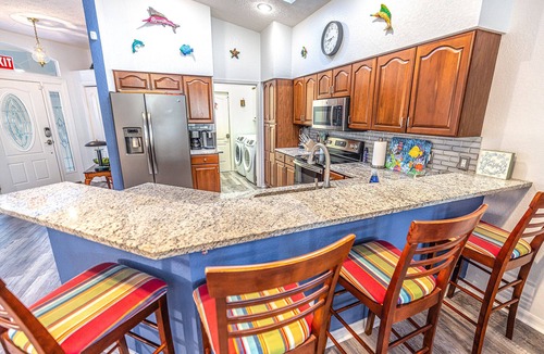 Crystal River House | Bring your Boat & Enjoy Crystal River! Fish & See Manatee at Our Dock, Kayaks
