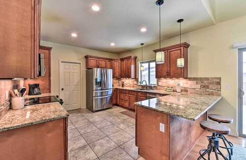 Buena Vista House | Buena Vista Getaway ~ 2 Mi to Dtwn & River