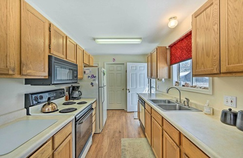 Buena Vista House | Buena Vista Getaway ~ 1 Mi to Main Street!