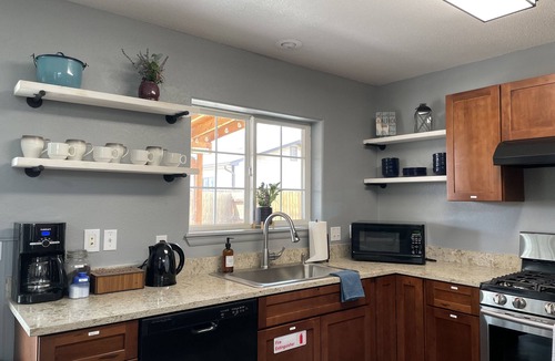 Buena Vista House | Buena Vista Home Base—Easy access to downtown, trails, river and 14ers : STR-240