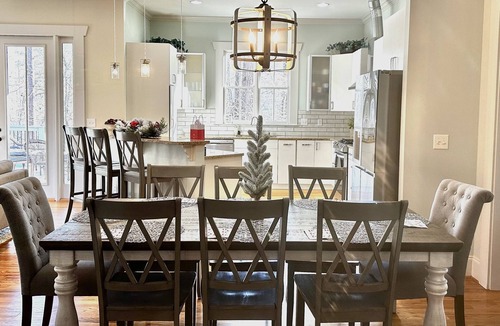 Buford House | Buford Forest Retreat- Fire Pit - 5 bdrms- Sleeps 13 - Water Park, Venues, Golf!
