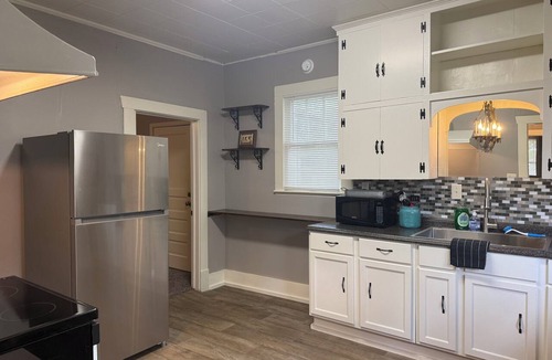 Texarkana House | Bungalow 15