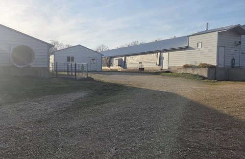 Stover Apartment | BUNKHOUSE IN THE HOGHOUSE