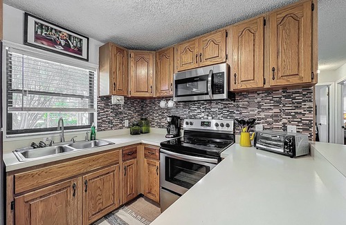 Leesburg House | Canal Front Home on the Harris Chain of Lakes!