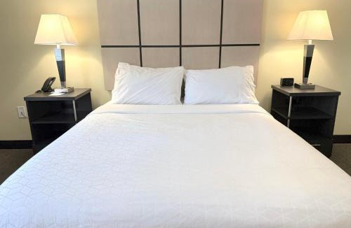North Beach Hotel | Candlewood Suites - Jacksonville - Mayport by IHG