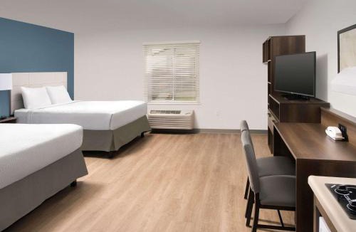 Pecos Hotel | Candlewood Suites Pecos by IHG