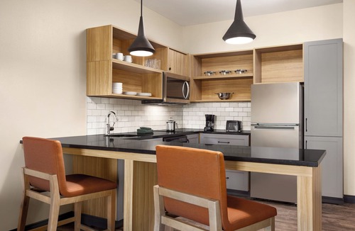 Pecos Hotel | Candlewood Suites Pecos by IHG
