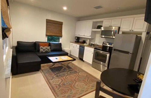 Siesta Key Hotel | Captiva Beach Resort (open private beach access)