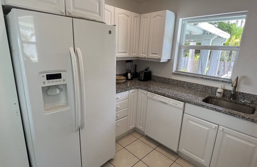 Marathon House | Caribbean Sunsets: 3BR Home Gulf Views Pool & Dock