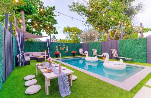 Seybold Villa | Casa Bella in Design District/Wynwood