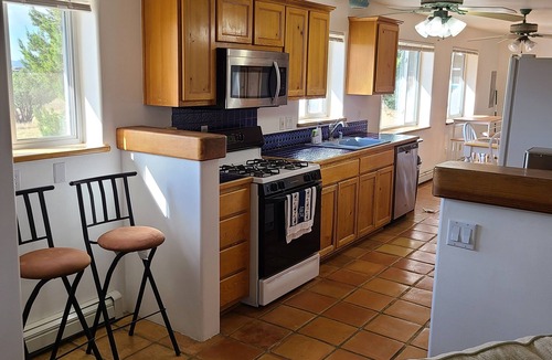 Santa Fe House | Casa De La Loma, Spacious 4-bedroom house in wonderful Santa Fe with AC.