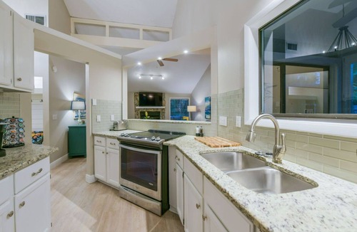 River District House | Casa del Río! Beaches, IMG, Boating & Riverwalk.