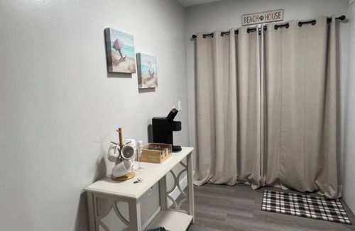 Dania Beach House | Casa Flamingo Splash Dania Beach Vibes!