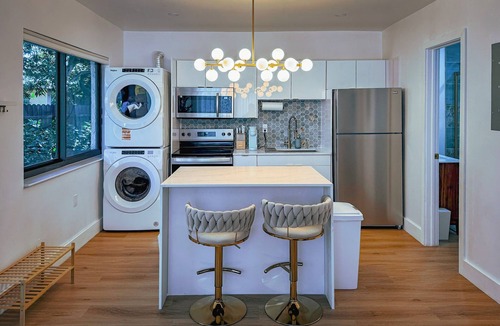 Allapattah Apartment | Casa Mango in Miami - Sleeps 6