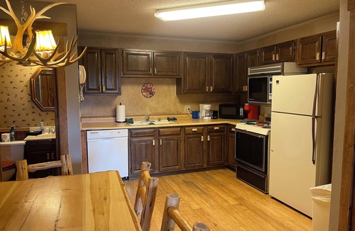 Red River Apartment | Casa Nueva #5 Townhouse