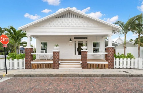 Historic Ybor House | Casa Padr n Gorgeous Home Steps to 7th Ave
