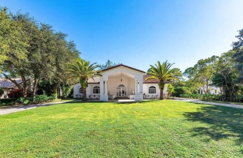 West Dixie Bend House | Casa Parkland | Private Luxury Resort-Style Estate
