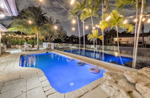 Coral Ridge Isles House | Casa Tulum waterfront house 4 Beds w/Heated Pool