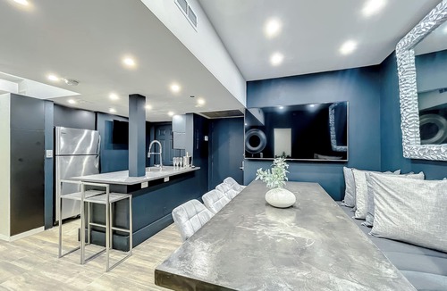 South Beach Apartment | CasaGrandeSouthBeach by AmericanVacationLiving 6BR