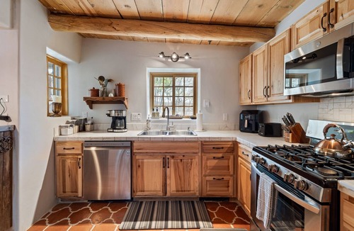 Canoncito House | Casita Cañoncito
