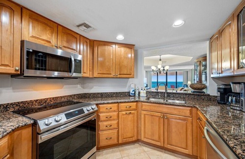 Sand Key Condo | CBC 1-15D – Gulf and Intercoastal water Views-Heated Pool - Spa- Gym!