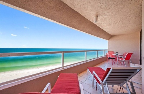 Sand Key Condo | CBC 1-15D – Gulf and Intercoastal water Views-Heated Pool - Spa- Gym!