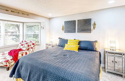 Pensacola Heights House | Central Home with Large Yard, Full Kitchen, Private Washer/Dryer & Smart TVs