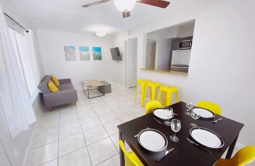 East Fort Lauderdale Apartment | Charming 1-Bedroom Apt w/Pool Access in Victoria Park – Minutes from Las Olas