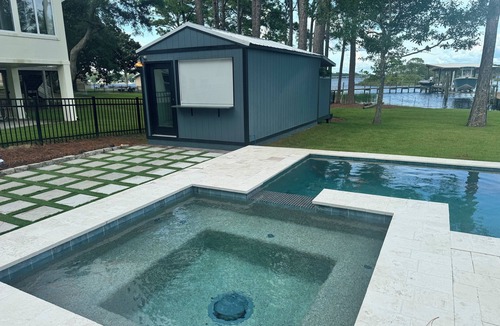 Niceville Cottage | Charming 1-bedroom Bayfront cottage with dock access in Niceville
