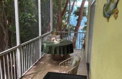 Key Largo House | Charming 2-bedroom house with WiFi, AC in Key Largo